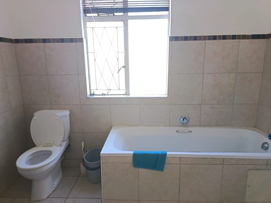To Let 2 Bedroom Property for Rent in Jeffreys Bay Central Eastern Cape